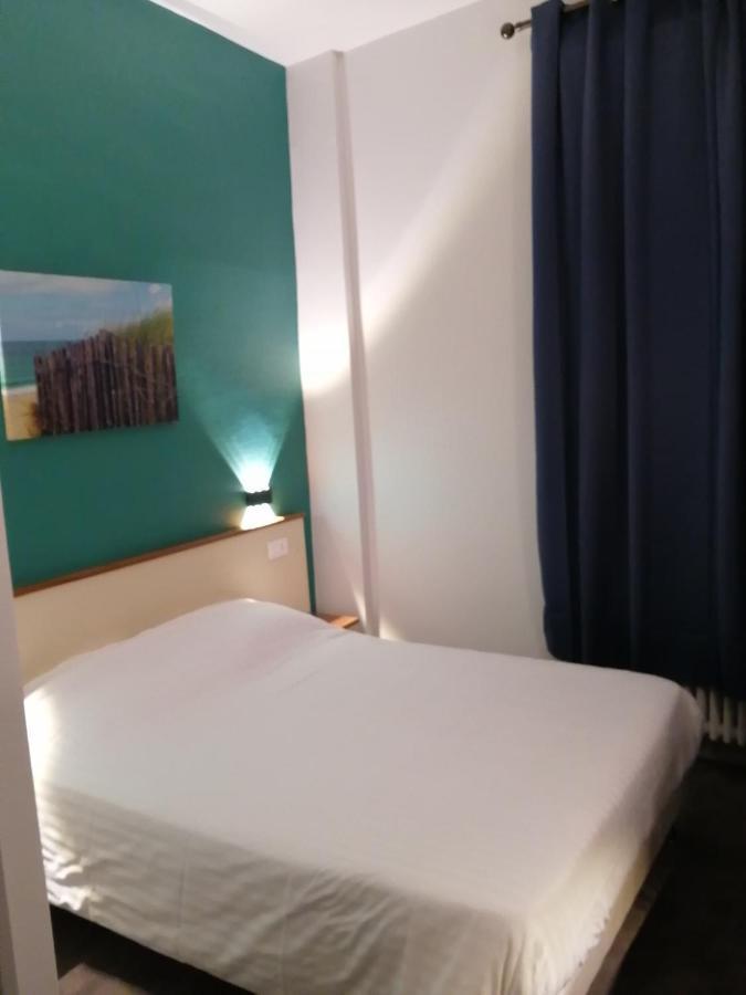 Hotel Des Lices - Angers Esterno foto