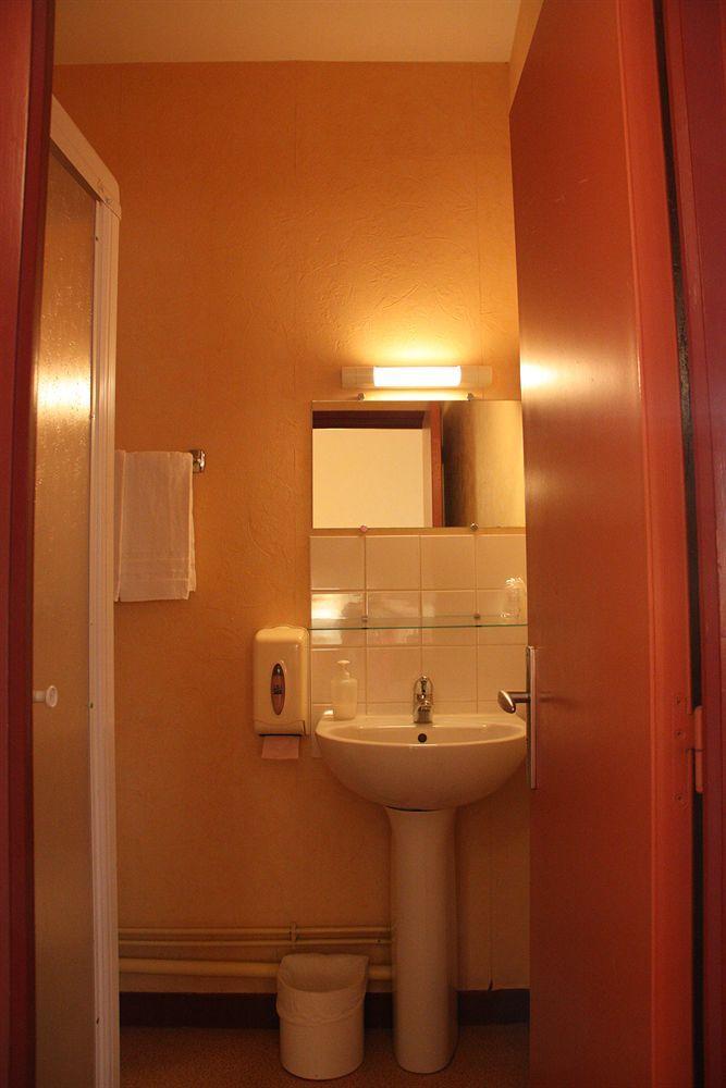 Hotel Des Lices - Angers Esterno foto