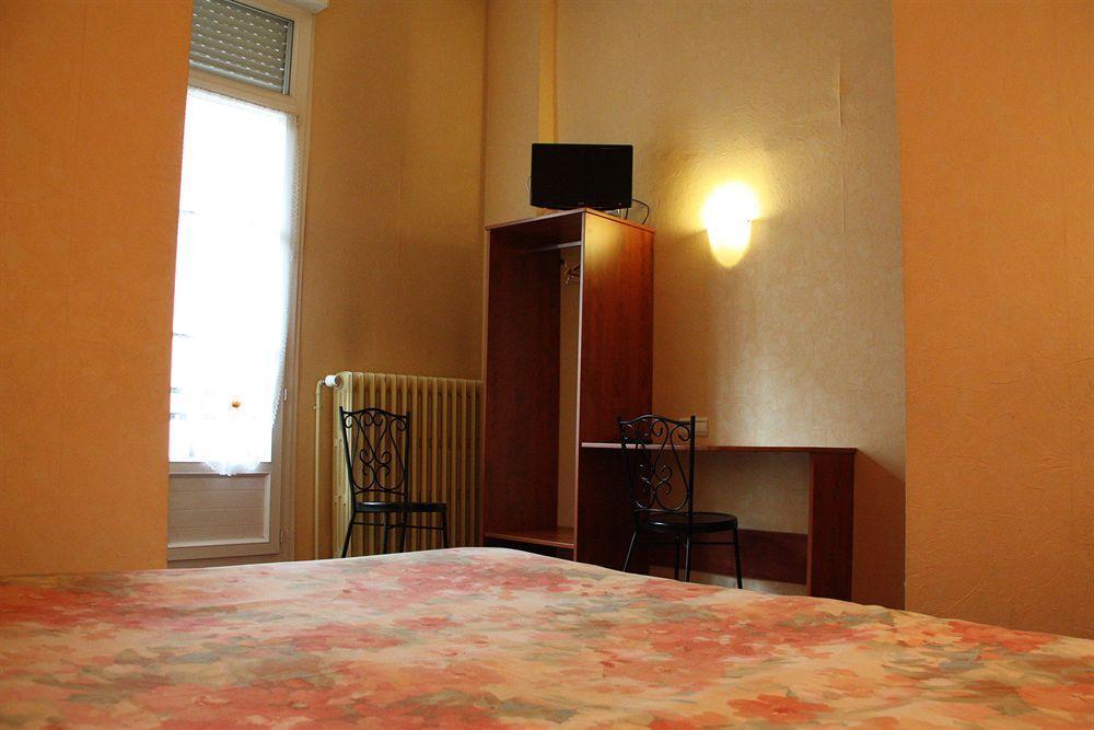 Hotel Des Lices - Angers Esterno foto